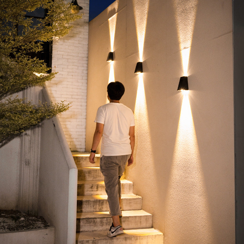 Outdoor Corridor Wall Lamp - Luxitt